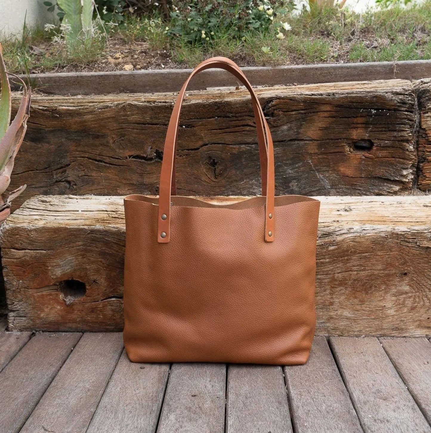 CLOUD - Handmade Pebble Leather Tote Bag
